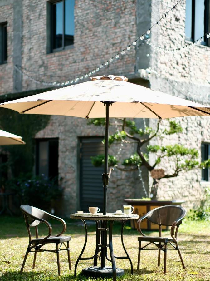 Appartement 風起文旅 The Wind Rises à Qishan Extérieur photo